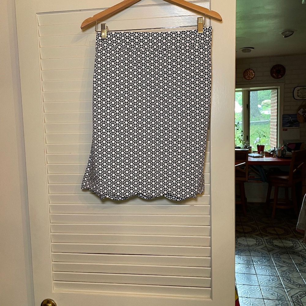 Adorable Talbots print skirt size Petite 16